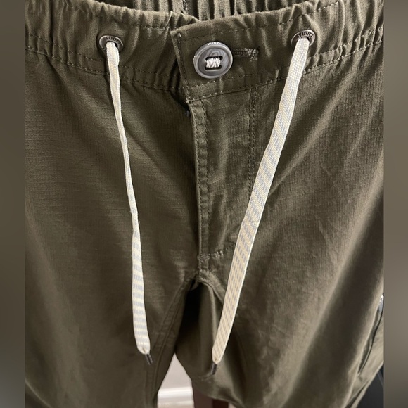 New Vuori Men’s Pants Ripstop Climber In Army Size S - Picture 10 of 17
